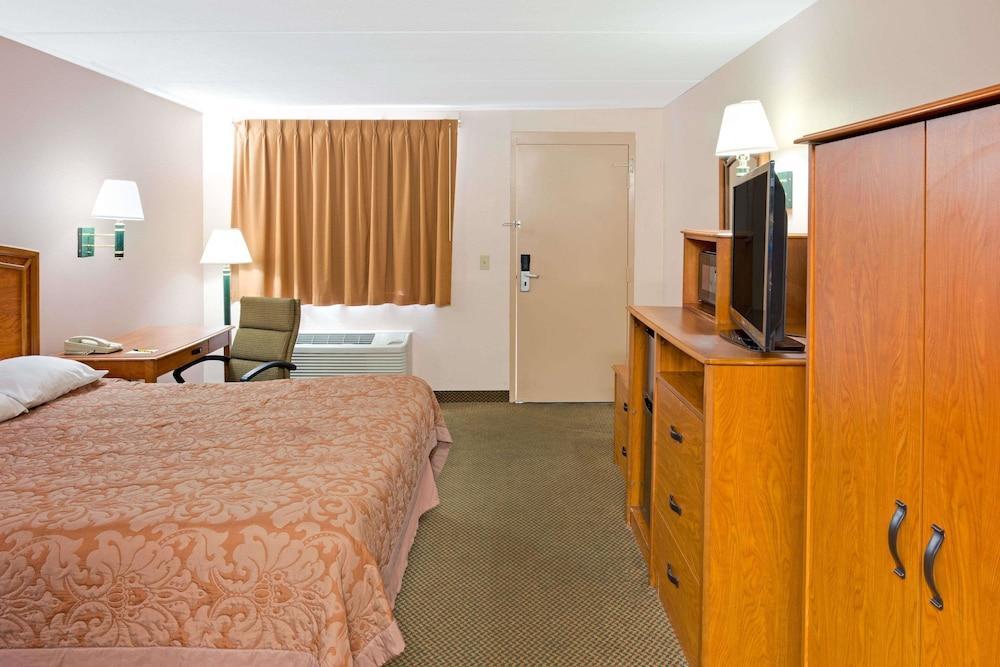 Hotel Super 8 By Wyndham Laurel Exterior foto
