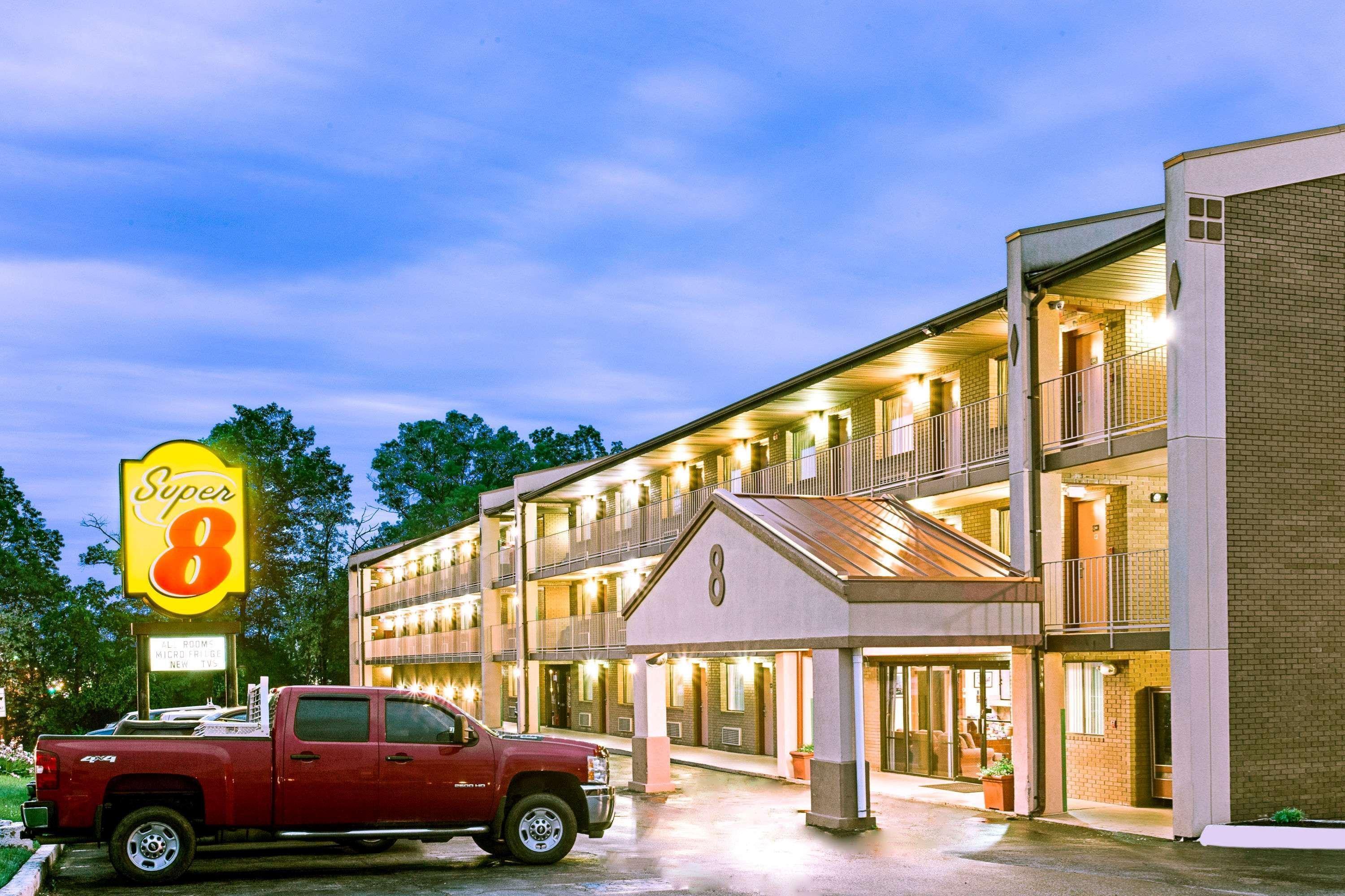 Hotel Super 8 By Wyndham Laurel Exterior foto